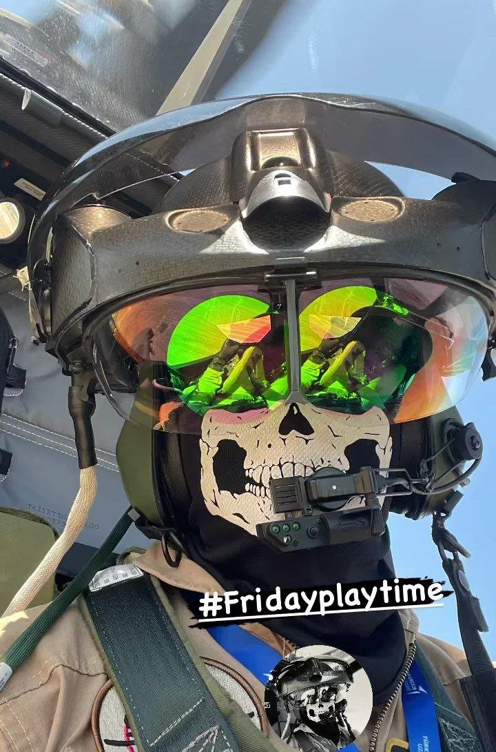 DMBDMILITARY's tweet image. 🇧🇩🚨🇹🇷 Cockpit of T129 ATAK helicopter: The Bangladesh Air Force is purchasing the T129 ATAK as part of its capabilities expansion drive.

#DMBDMilitary #BangladeshAirForce #T129 #AttackHelicopter #DefenceAcquisition #MilitaryTechnology #Cockpit #MilitaryAviation @TUSAS_EN