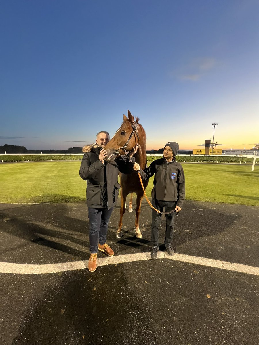 Gary Wood tweet media