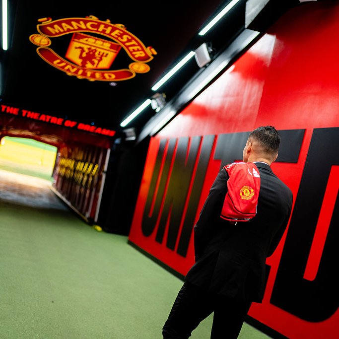 centregoals's tweet image. 🚨🚨🎙️| Casemiro: “From the first day that I walked out at this beautiful stadium, I felt the passion of Old Trafford and the love that I now share with our supporters for this special club.

It is not time to say goodbye; there are many more memories to create during the next…