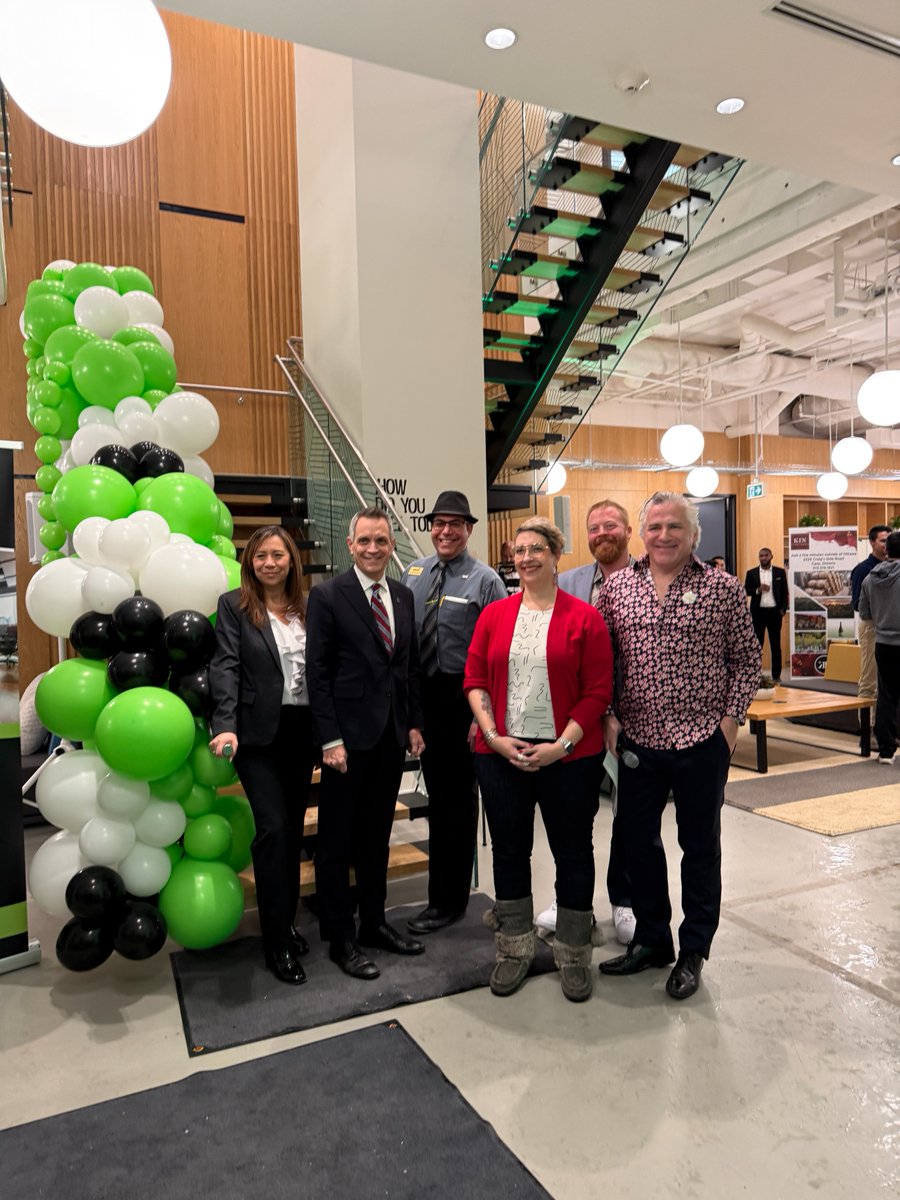 _MarkSutcliffe's tweet image. It was great to join @TCCCanada's president Sean Cochrane, Councillor Ariel Troster (@somerset_ward), OBOT President and CEO Sueling Ching, Jarrod Goldsmith and a great crowd for the opening of their new downtown Ottawa office. This is the kind of modern, flexible workspace that…