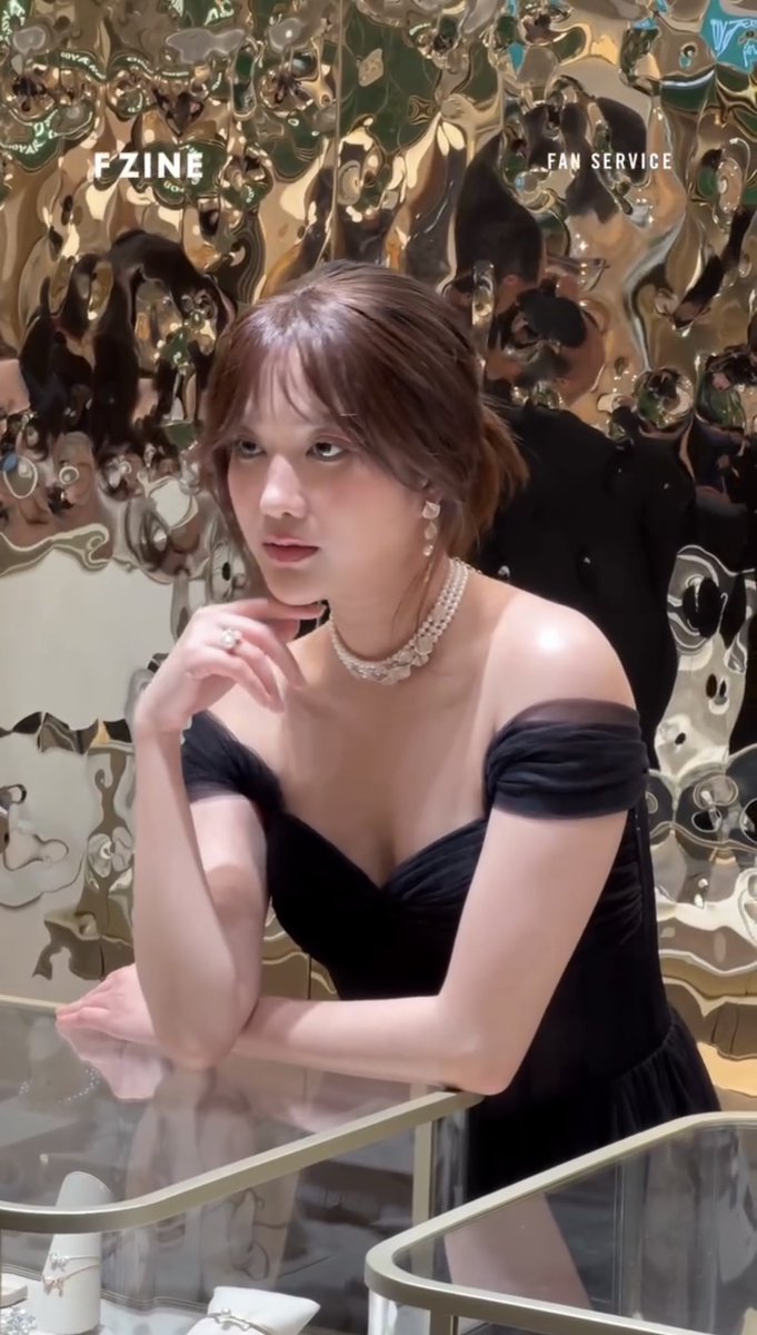 MaguiLopezB's tweet image. En Brasil le saqué una foto parecida a esta😭

SAROCHA AT MIKIMOTO SG OPENING
#MIKIMOTOSGxFreen