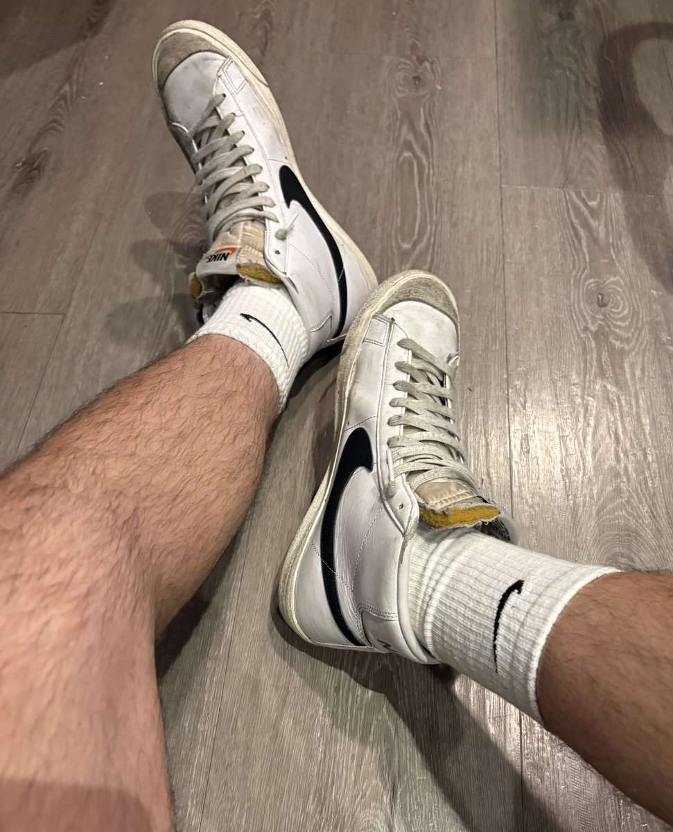 LA Bate Bro 😵‍💫🧦 tweet media