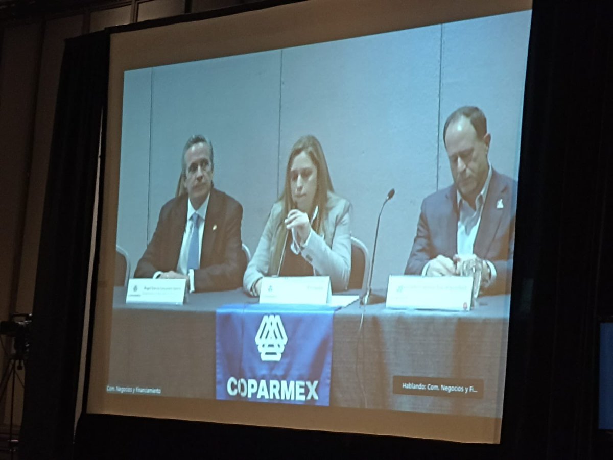 ConUnionOficial's tweet photo. El presidente de @ConUnión, Mtro. Benjamín Sacal @bsacal presentándose hoy en la sesión nacional de la @Coparmex con el tema “Uniones de Crédito: Financiamiento confiable desde y para la empresa” https://t.co/B1NWaIl6Z9