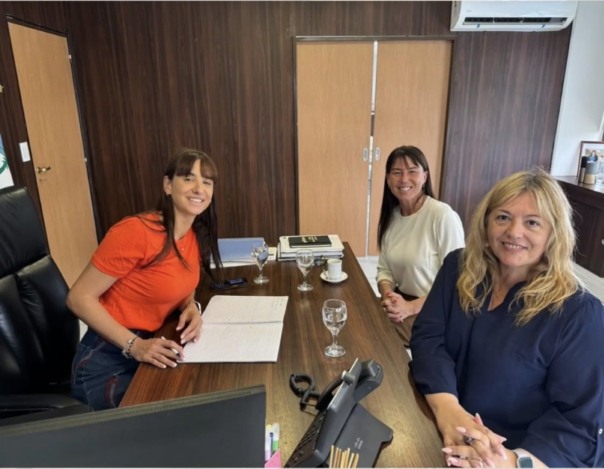 Gracias <a href="/LetiEstevesNqn/">Leti Esteves</a> por la información clara y comprometida. 
En Neuquén el cuidado del ambiente no es un discurso: es una convicción que se traduce en políticas, control y responsabilidad con las futuras generaciones. 💚🌱