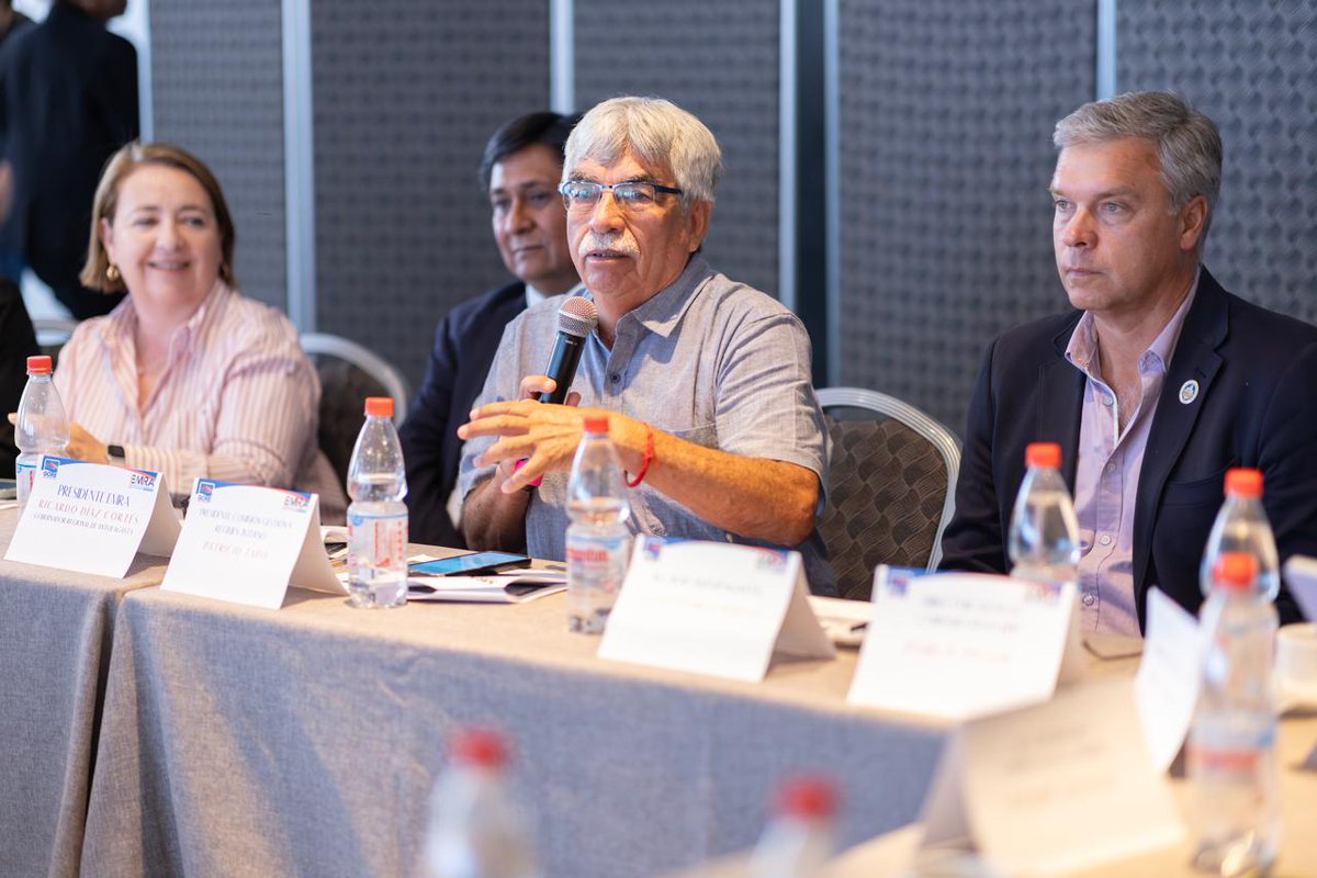 El consejero regional Patricio Tapia valoró los avances de la Estrategia Minera de Antofagasta, destacando convenios con EPA y ENAMI, apoyo a pequeños mineros y alianzas para postas rurales. Para el 2026, se proyectan nuevas alianzas estratégicas.
#Antofagasta #EMRA #Minería#