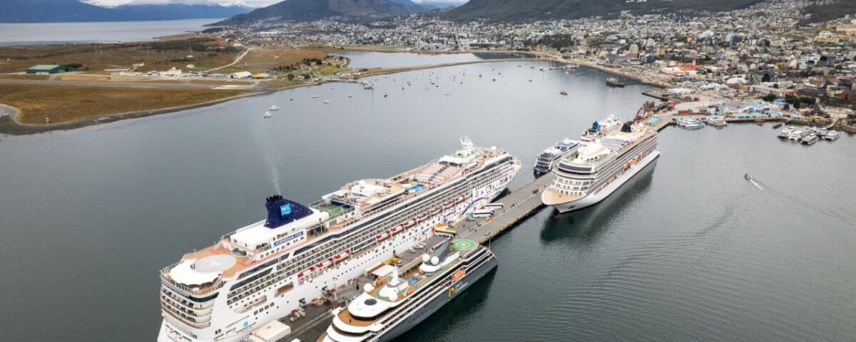 NO PUEDE SER
Resulta que Milei intervino el Puerto de Ushuaia a MEDIA NOCHE, cerró todo y SE LO REGALÓ A TRUMP a cambio de dejarlo entrar a su nuevo club, literalmente entregó TIERRAS a cambio de TENER AMIGOS, Javier Milei tiene que estar preso hasta el final de sus días