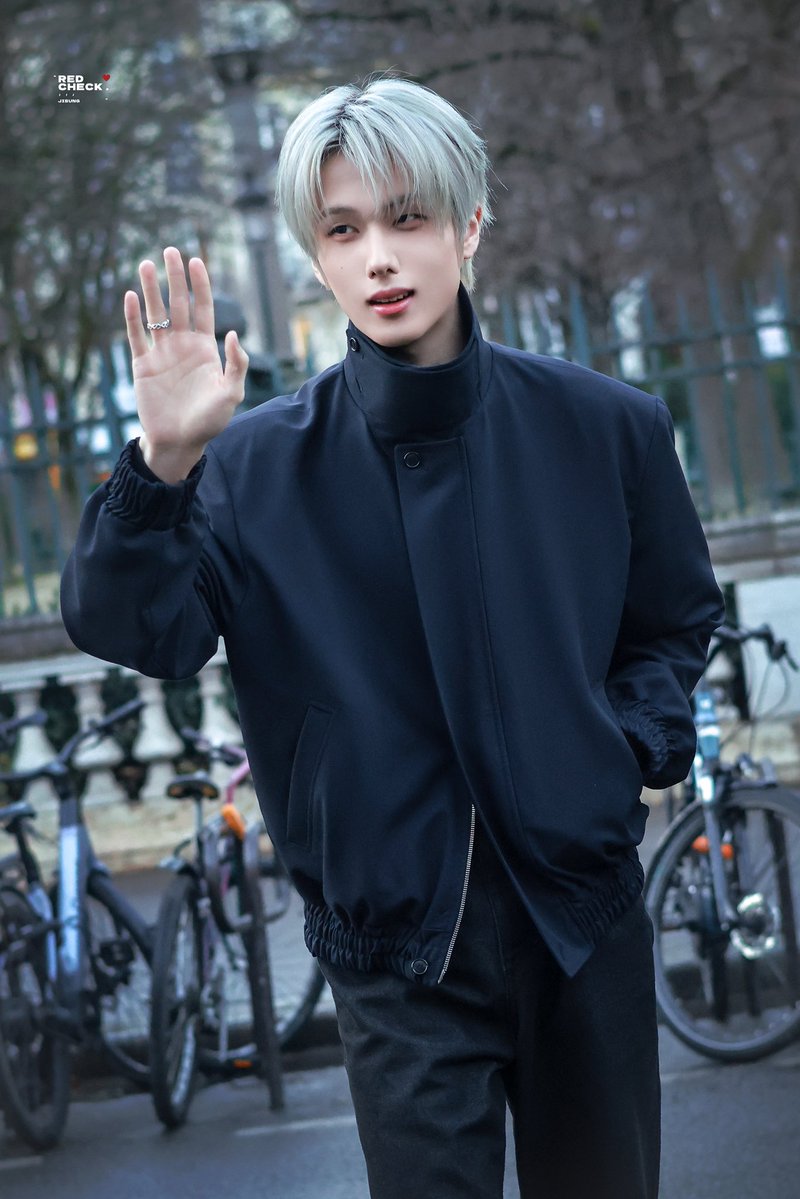 redcheckJS's tweet image. 260122 SYSTEM

#박지성 #JISUNG
#JISUNGxSYSTEMFW26
#지성 #チソン #NCTDREAM