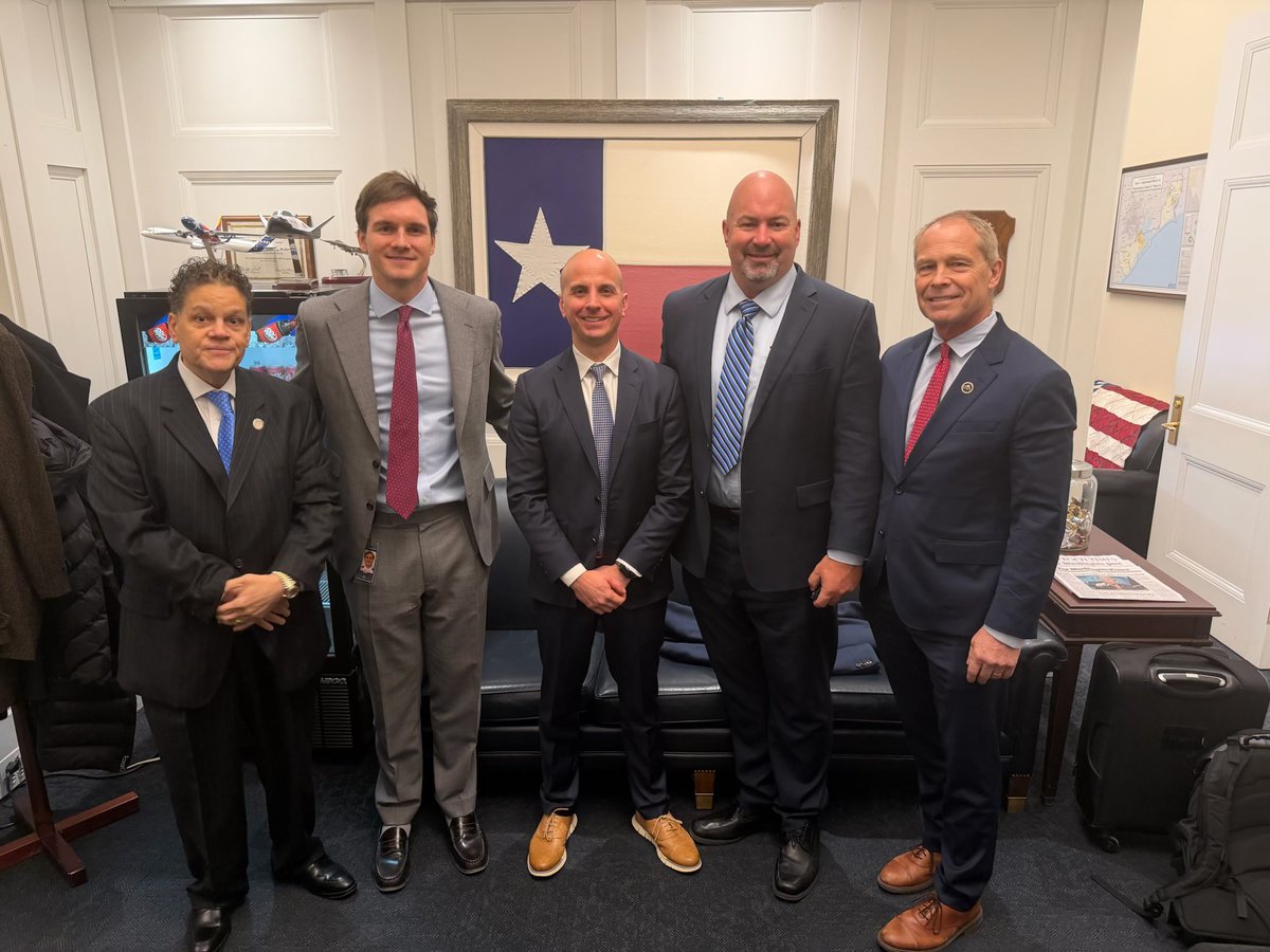 American Association of Orthopaedic Surgeons tweet media