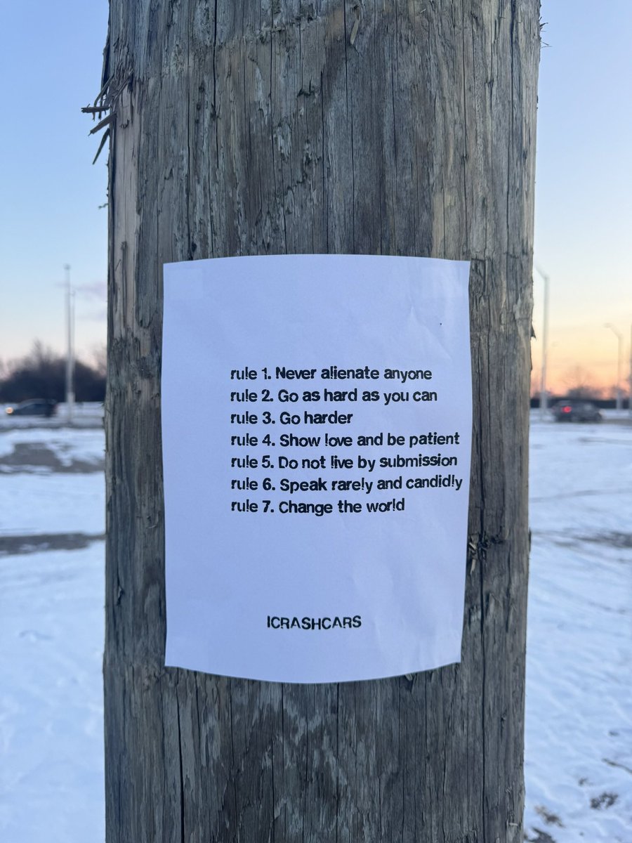 ICRASHCARS tweet media