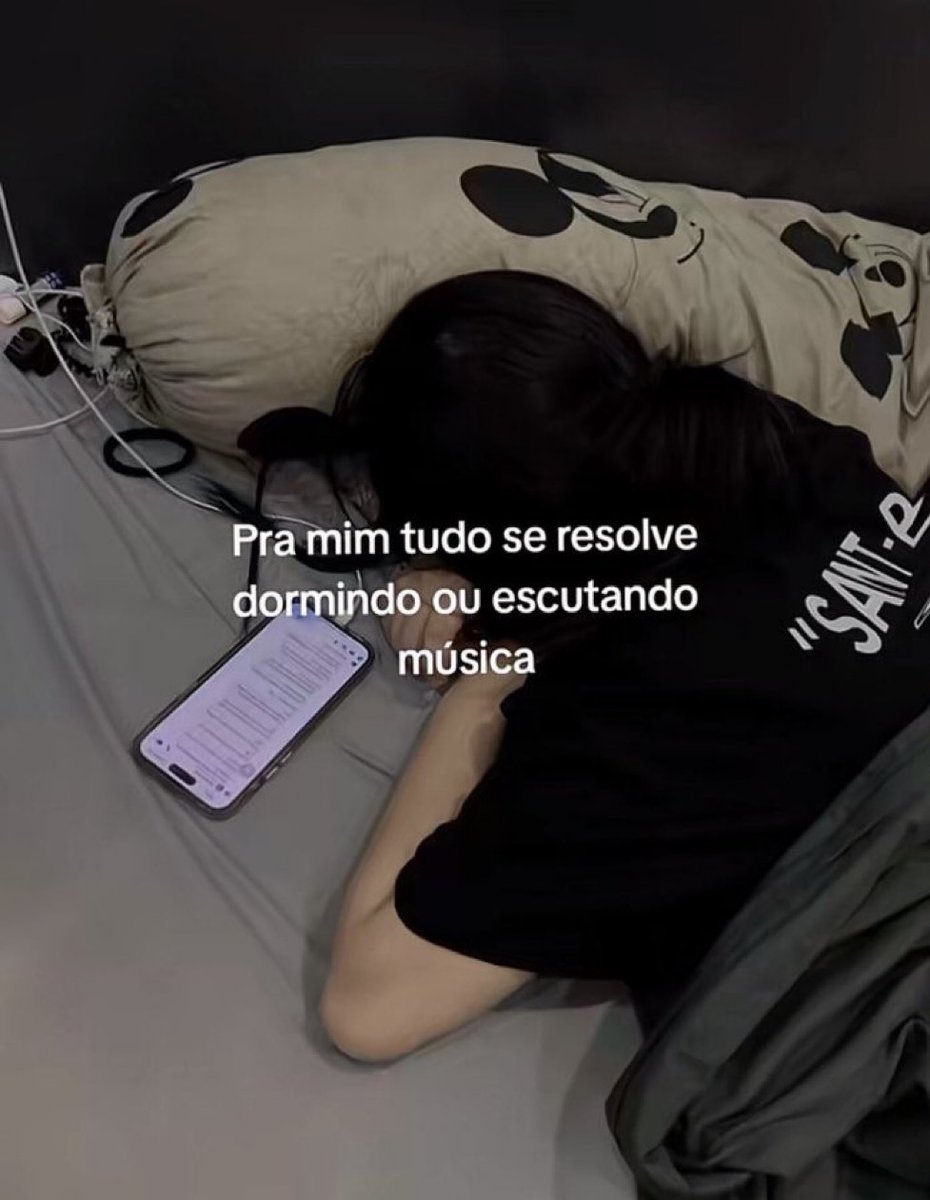 Tiktok fora de contexto tweet media