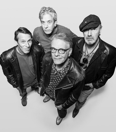 RiverCityLimits's tweet image. Fontaine from @WhatTheFontaine is hosting RCL today 5-7pmEST, playing all local bands on @WRIR973fm, including Beex. Tune in! #RVA #RVAmusic
(Beex photo: Kimberly Frost)
wrir.org/listen/