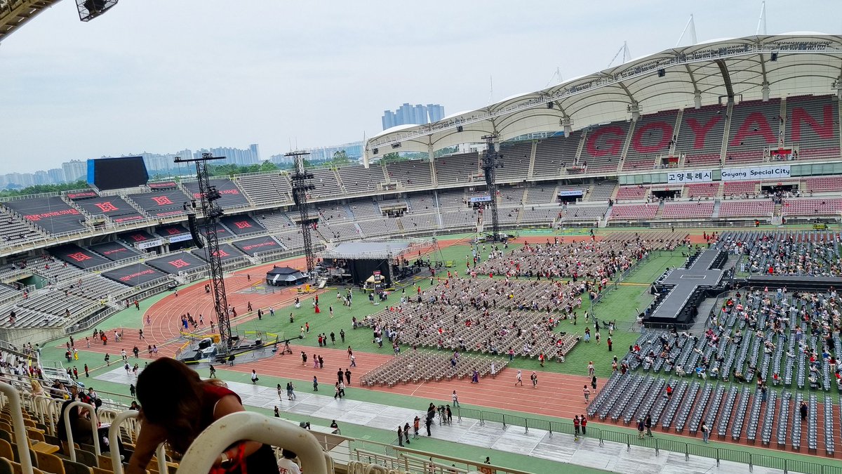 oneul_lia's tweet photo. Goyang General S, W5 https://t.co/t6ldh1nGBC