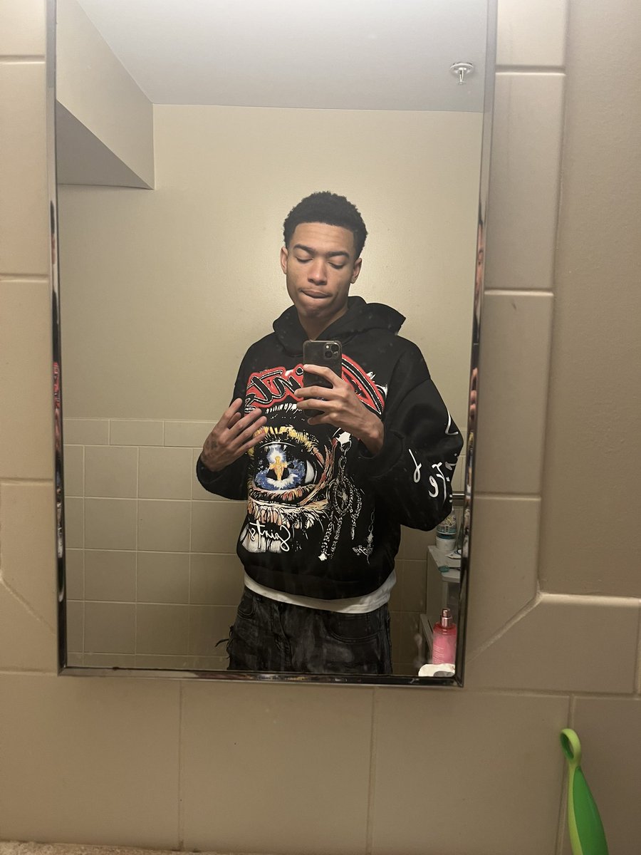 BeenPaidFrl's tweet photo. https://t.co/suwxDdbwRo