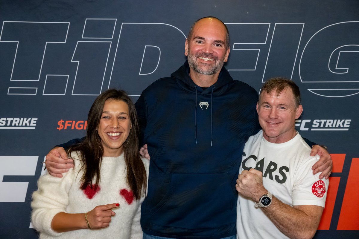 MonsterChrisC's tweet photo. Huge shoutout to @UFCStrike &amp; @JoinFightID for the incredible access! 👊From meeting my favorite fighters and getting seats at numbered events to stepping inside the octagon. If you aren’t following what they are doing, you’re missing out on the best fan experience in sports! https://t.co/4EY10wdasQ
