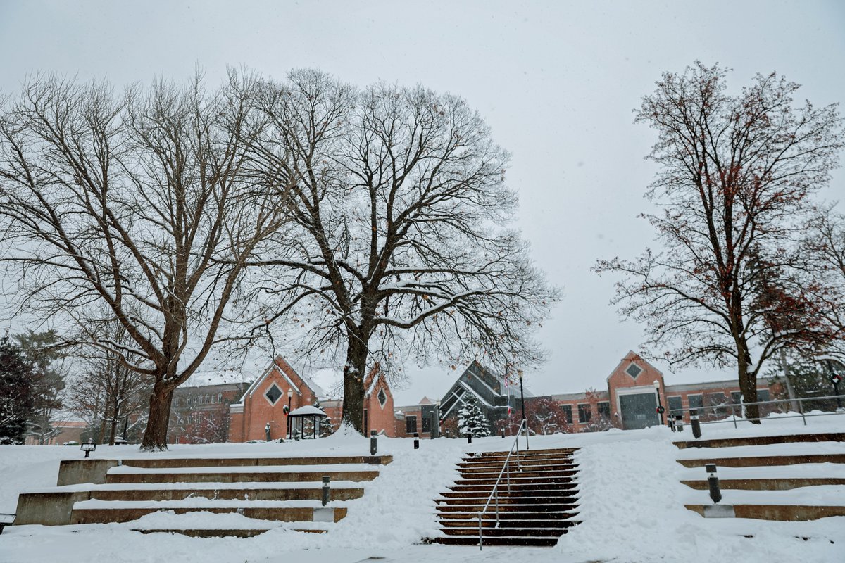 ClarkeU's tweet photo. Out of an abundance of caution due to the forecasted weather, the Clarke University campus will be closed on Friday, January 23, 2026. Classes will switch to a virtual format. Students and employees should check their email for additional information. https://t.co/BR32fLoPdu