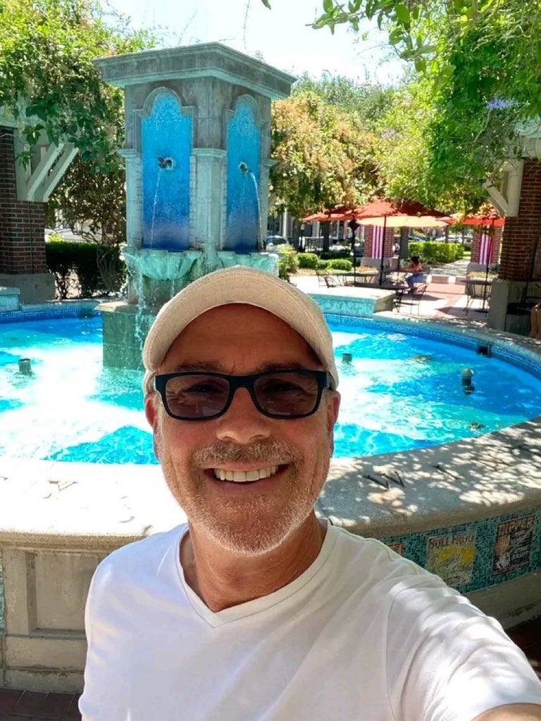 marcwalkercd's tweet photo. Off to get my supply of olive oil and get my hair cut! The weather is perfect in the shade! Only 95. https://t.co/RltQlJ35kn