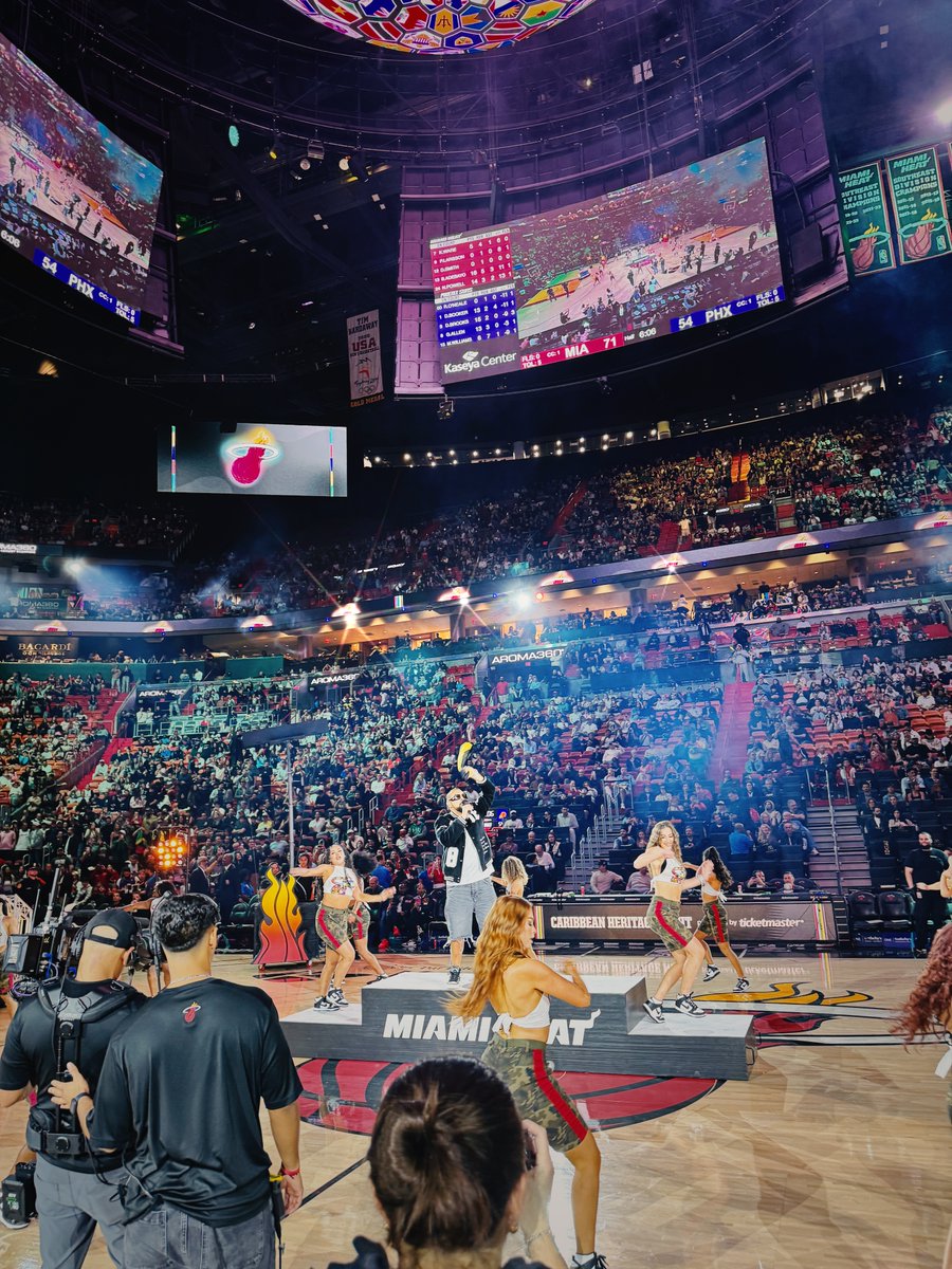 Celebrated our #Jamaican culture Proudly wid di @miamiheat recently. Together we keep pushin di message to #BuildBackStronger #FaithWeAKeep 💪🏾