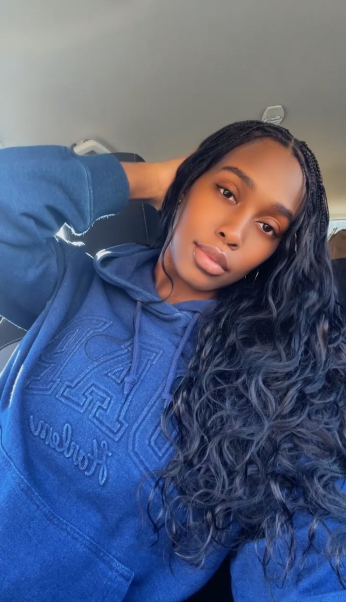 __Majj__'s tweet photo. Blue because I’m now apart of the “Boy Mom” crew🧸💙 https://t.co/kcnlW96OSU