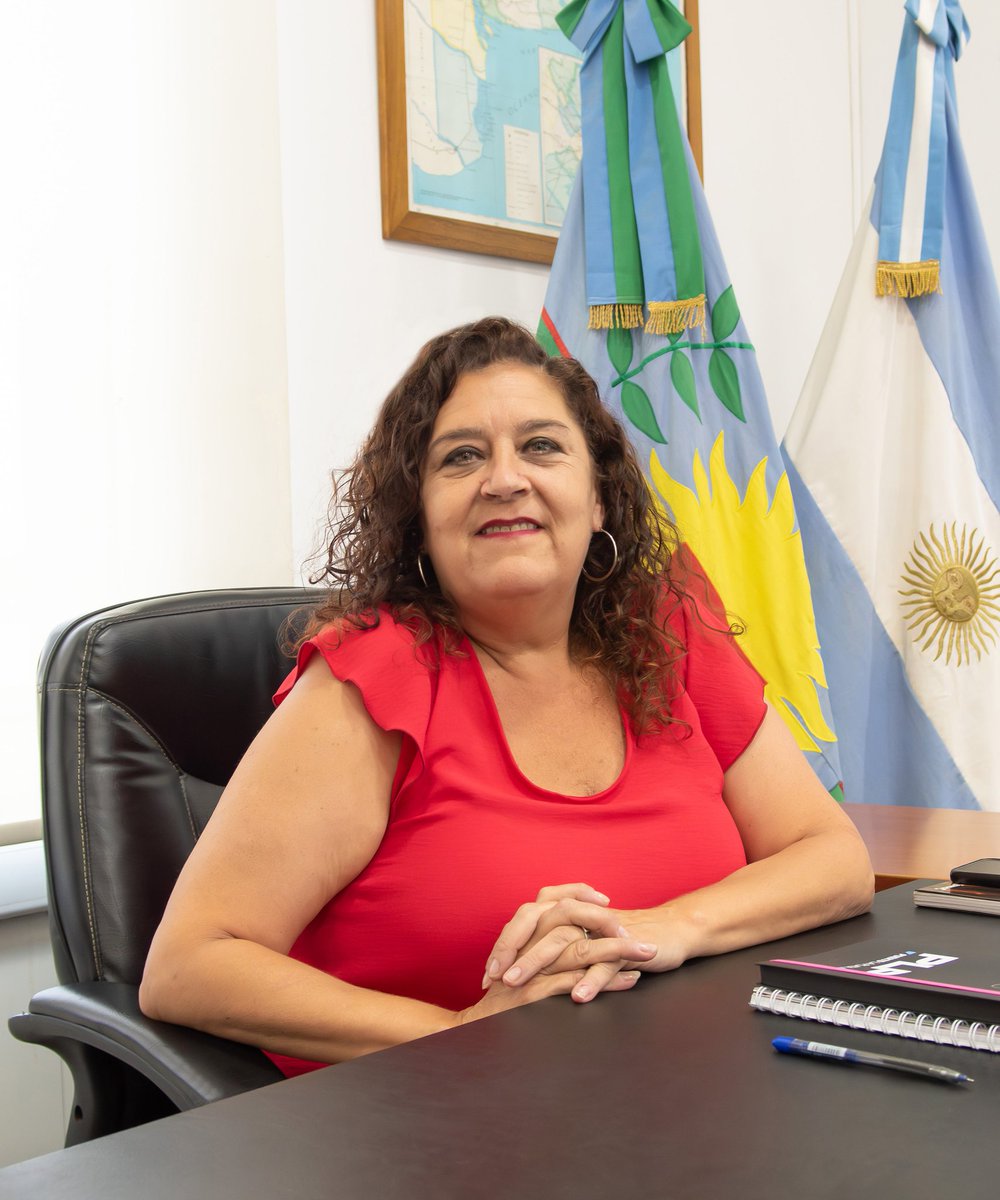Felicitaciones <a href="/GonzalezSusanaH/">Susana H González</a> por tu designación como presidenta del <a href="/PuertoLaPlata/">Puerto La Plata</a>, siendo la primera mujer en los 135 años de historia de nuestro puerto en ocupar ese lugar.

Estoy convencida de que vas a llevar adelante una gestión con compromiso y convicción.