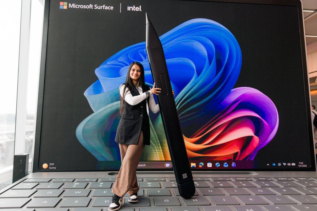MSFT_Business's tweet photo. 🚀 #MicrosoftAITour New York brought the energy.

Boston, you’re up next on January 27. 👋 https://t.co/aUhRnZY6Q4