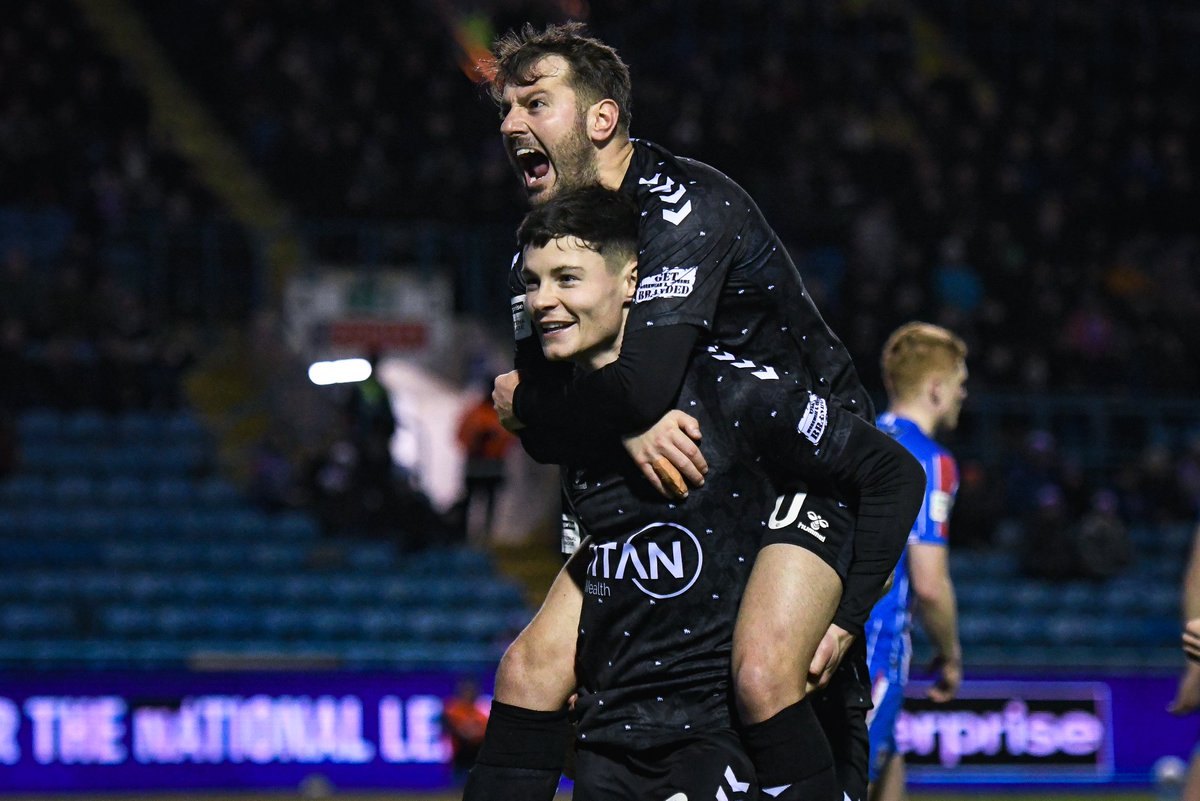 Tom Poole tweet media