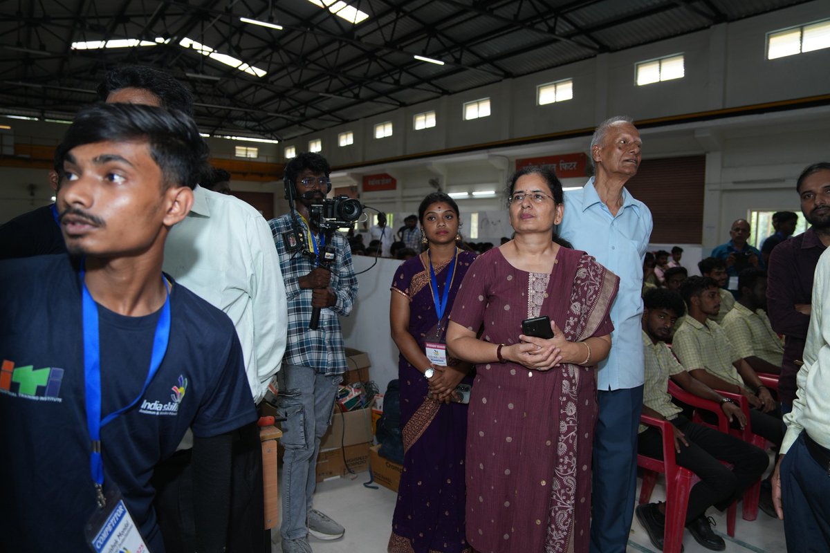 BRAITiians's tweet photo. Dr. (Prof) Sanmukh Kaur at India Skill 2025: "Startups &amp; entrepreneurship = India's growth! Wishing participants luck &amp; looking forward to collaborating with ITI! #IndiaSkill2025 @AICTE_INDIA @ANEducationDept @MediaRN_ANI @Andaman_Admin @SVPMC_ANI #CSANI #FutureLeaders https://t.co/9Mb4W9DFNV