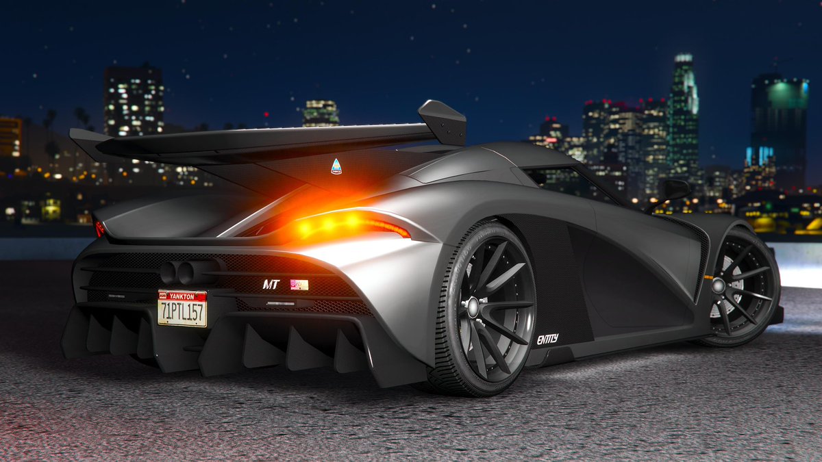 𝑷𝑨𝑰𝑽𝑨 tweet media