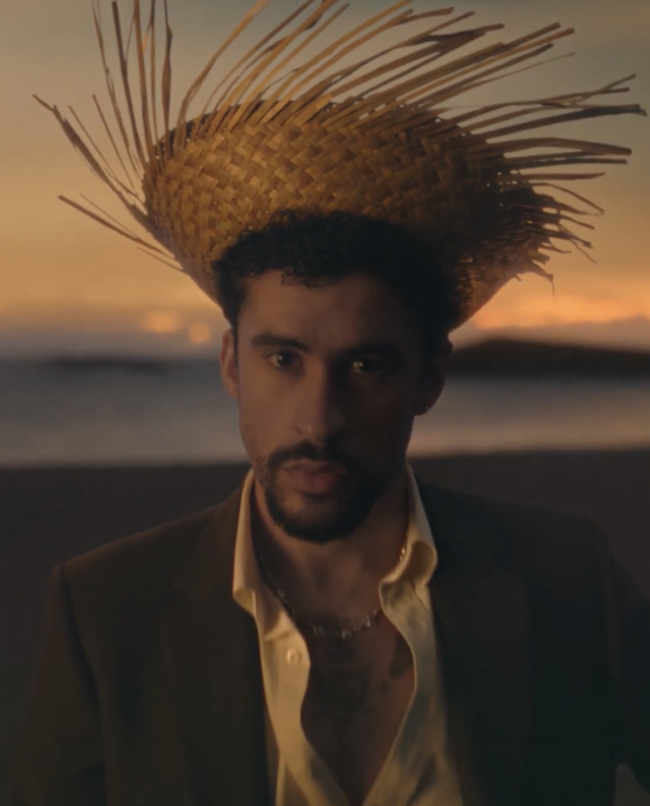 AppleMusic's tweet image. GETTING READY                    TO MAKE HISTORY