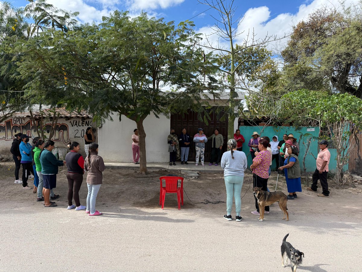 Estuve en la comunidad Lo de Sierra para dialogar con sus familias sobre un eje clave de nuestra agenda: Prosperidad para la Gente.

Seguimos caminando las comunidades, escuchando de cerca y llevando este mensaje claro: vamos a impulsar acciones que ayuden a que vivan mejor.