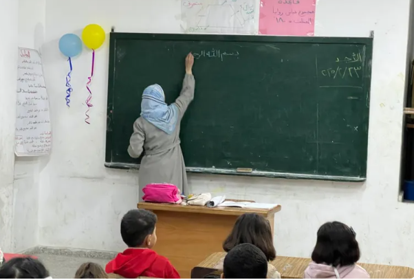 الكنيست يقر قانونا يمنع معلمين فلسطينيين من التدريس بإسرائيل والقدس 