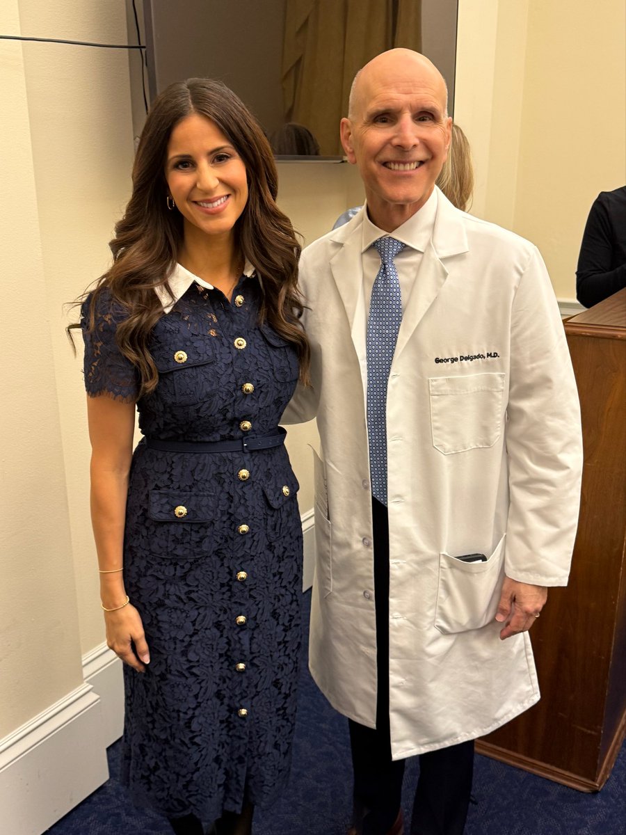LilaGraceRose's tweet image. With the amazing Dr George Delgado, who helped pioneer abortion pill reversal.

Over 7000 lives have been saved!

abortionpillreversal.com
