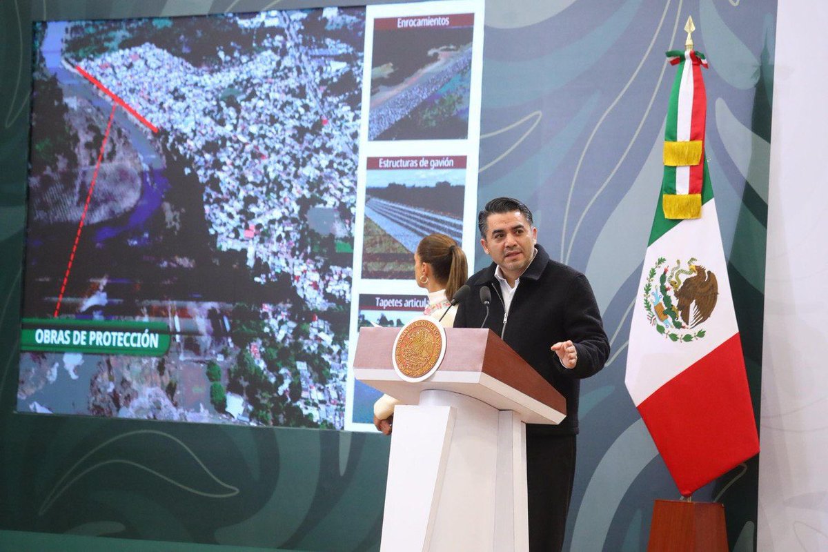 Efrainmoralesl's tweet photo. Esta mañana en Puebla dimos a conocer las acciones que llevaremos a cabo de acuerdo con las instrucciones de la Presidenta @Claudiashein para la reconstrucción tras las intensas lluvias del año pasado. https://t.co/dvxEVW0frY
