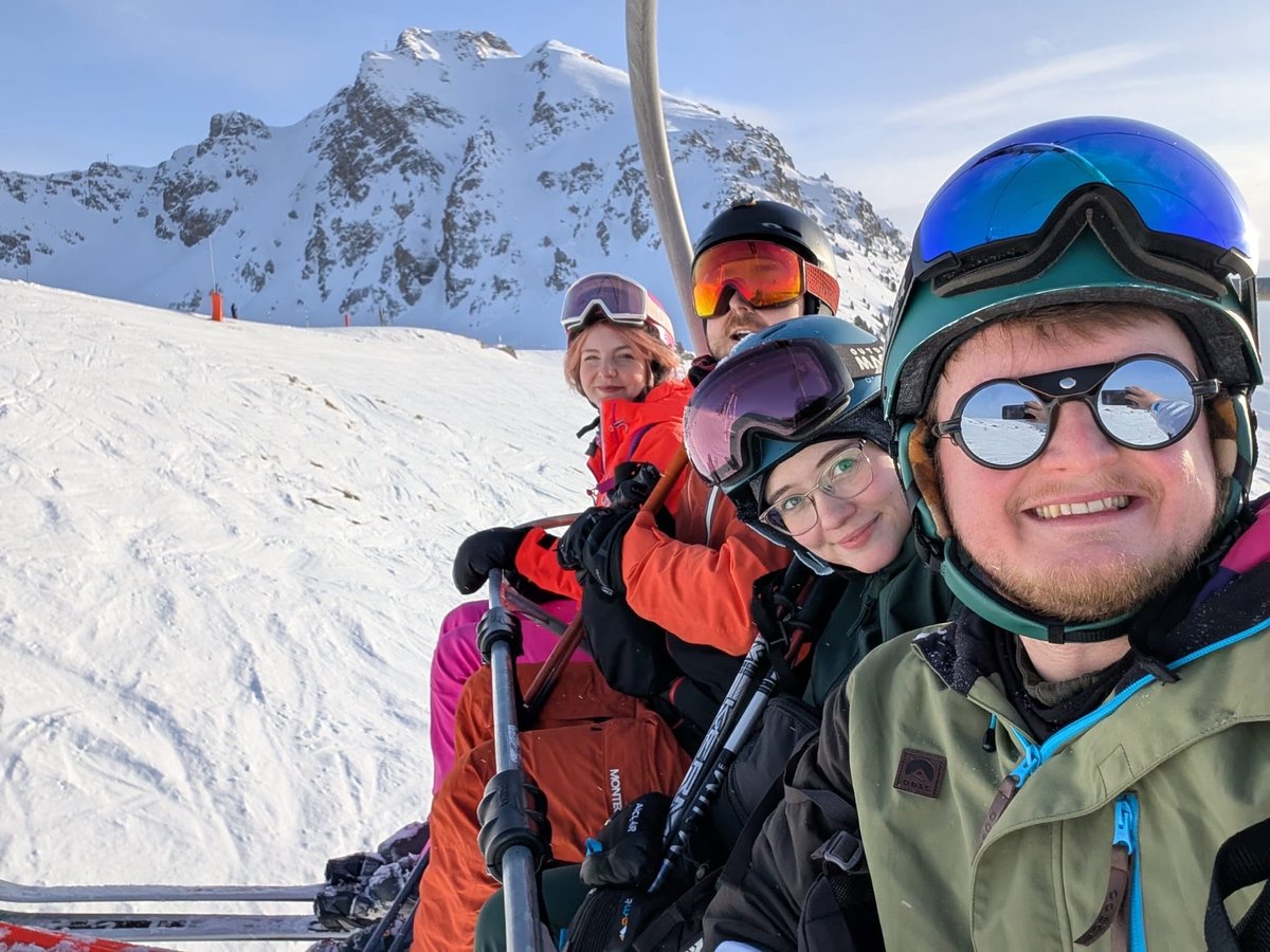 GeminiTay tweet media