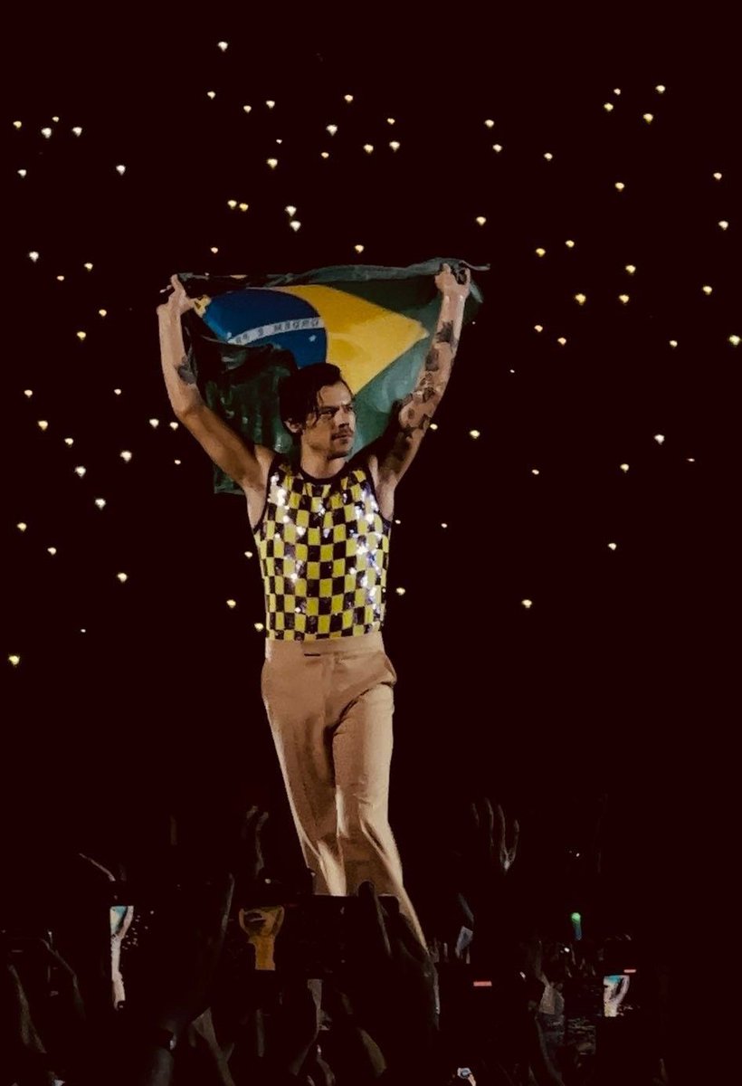 bestharrysbr's tweet image. 🚨 DATAS E HORÁRIOS DA VENDAS DE INGRESSOS!

•Pré-venda Santander Private &amp;amp; Select: segunda-feira, 26 de janeiro, às 11h em ticketmaster.com.br e a partir das 12h na Bilheteria Oficial;
+