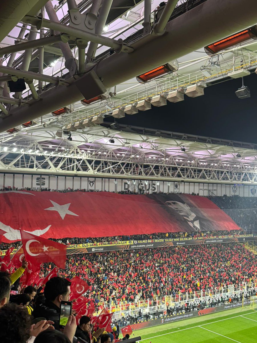 PARLA HİLAL VE YILDIZIM!