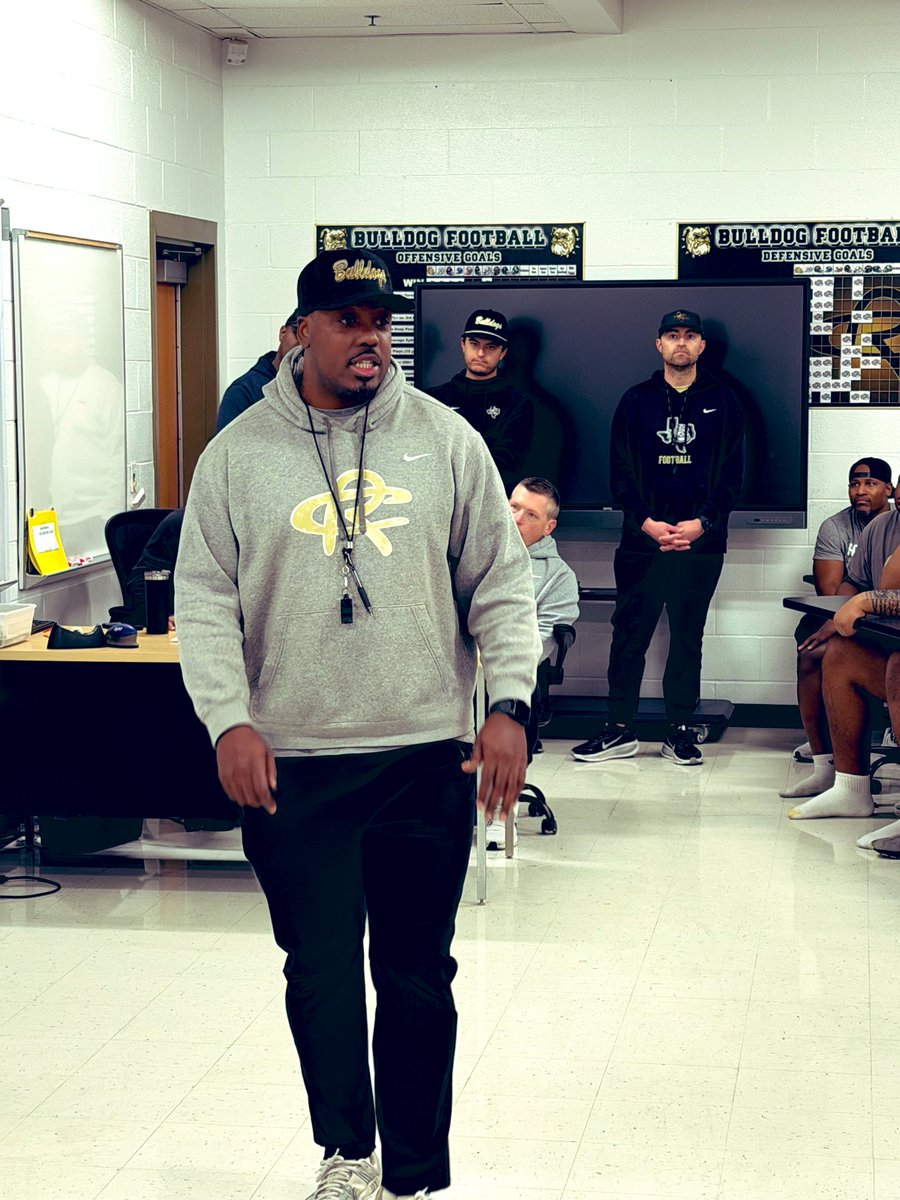 Andrew Colvin tweet media