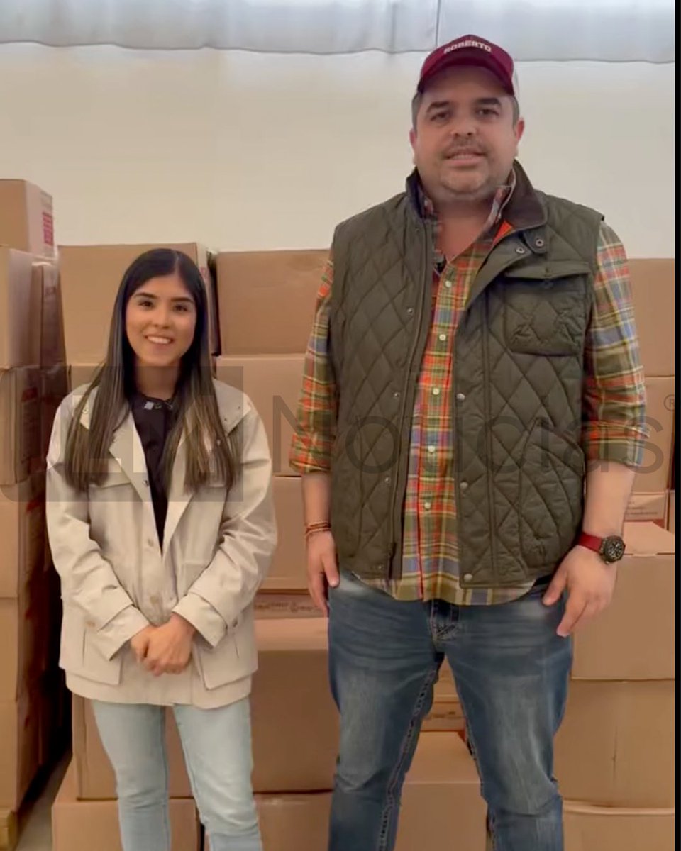 JLMNoticias's tweet image. ¿Qué pedo con Veracruz?

Ayer el alcalde de Catemaco fue visto en un palco del Santiago Bernabéu de Madrid.

Hoy, Samantha Diaz, esposa del alcalde Morenista de Tantoyuca, Roberto San Román, en redes presumiendo una BMW X2 de 1 millón de pesos! 

¡Bendita austeridad!

Visita…