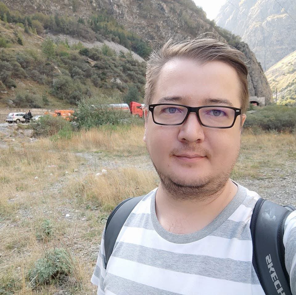 oleg_thrasher's tweet photo. Грузия, Тбилиси, Екатеринбург, кто нибудь видел Александр Коровников (@Nowelet) после нового года?

Человек пропал везде, на связь не выходит, в телеге был последний раз 1 января. 
Репостните плиз. https://t.co/CFUelwbLWU