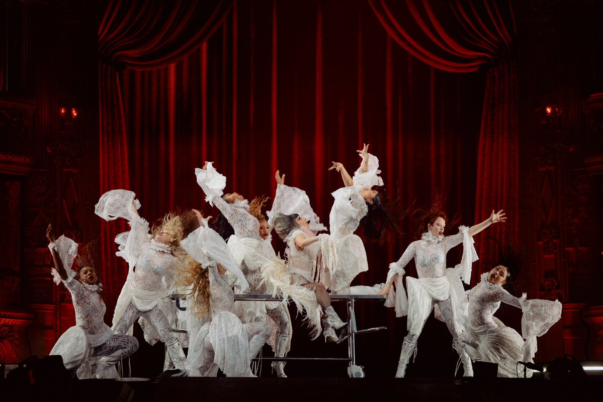 レディー・ガガ 東京公演 1Fスタンド正面見切れ席 販売決定❗️ 🚨1月