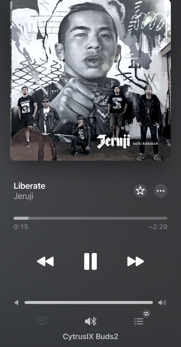 GoVoltron1's tweet image. Liberate ⚡️
by Jeruji

#Indonesia #punkmetal