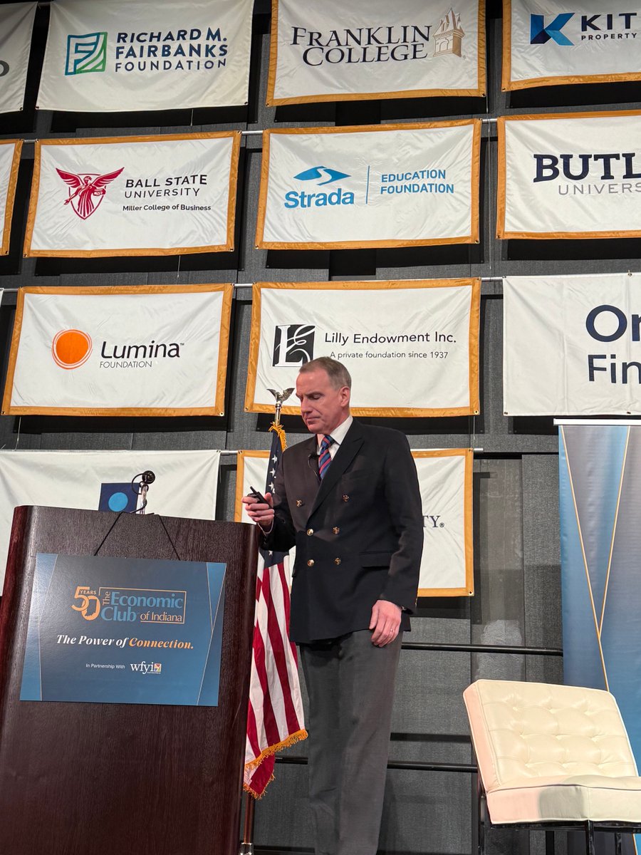 Claire Fiddian-Green tweet media