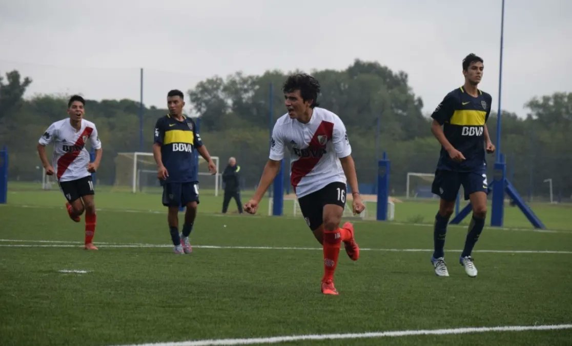 Pley 🦅 tweet media