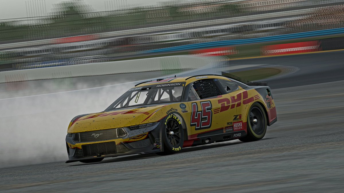 4 Wide Racing tweet media