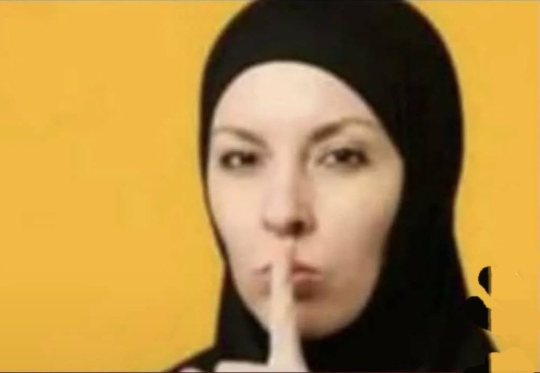 Demokraside “Şeriat istiyoruz” diye bağırabilirsin ama,

Şeriatta “Demokrasi istiyoruz” diye fısıldayamazsın bile.