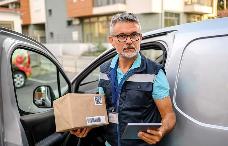 We’ve all been there – cut off, stuck, annoyed. The “Three R’s” are a simple way to cool down and stay safe behind the wheel: bit.ly/45SKrBY #safetytips