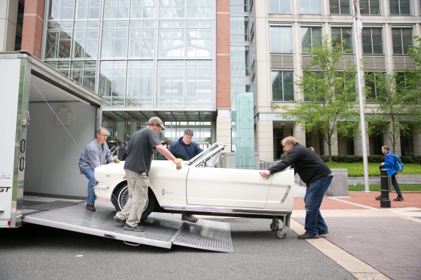 We heard people were talking about #2016 and wanted to share our own #throwbackthursday to when the National Inventors Hall of Fame installed the popular Mustang exhibit, combining a 1965 Ford Mustang with a 2015 model. 

You can still come see it at the USPTO Headquarters!