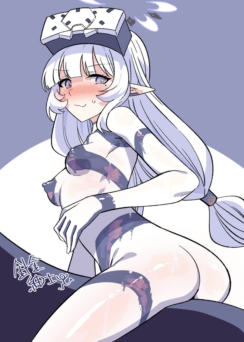 臨戦ヒマリ、まるで服を着ていないかのようなシルエット(╹◡╹) 