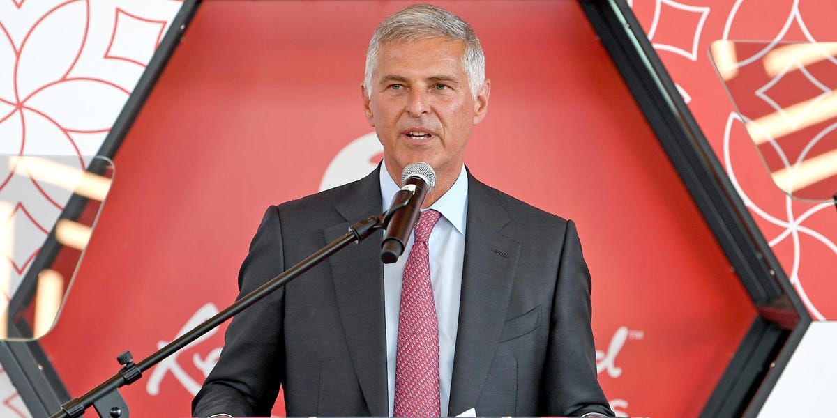 GrazianoAssoc's tweet image. Nobody's perfect. But efforts to meet and solve problems head-on has worked in the eyes of Hilton's CEO. #ClientRetention

businessinsider.com/hilton-ceo-pro…