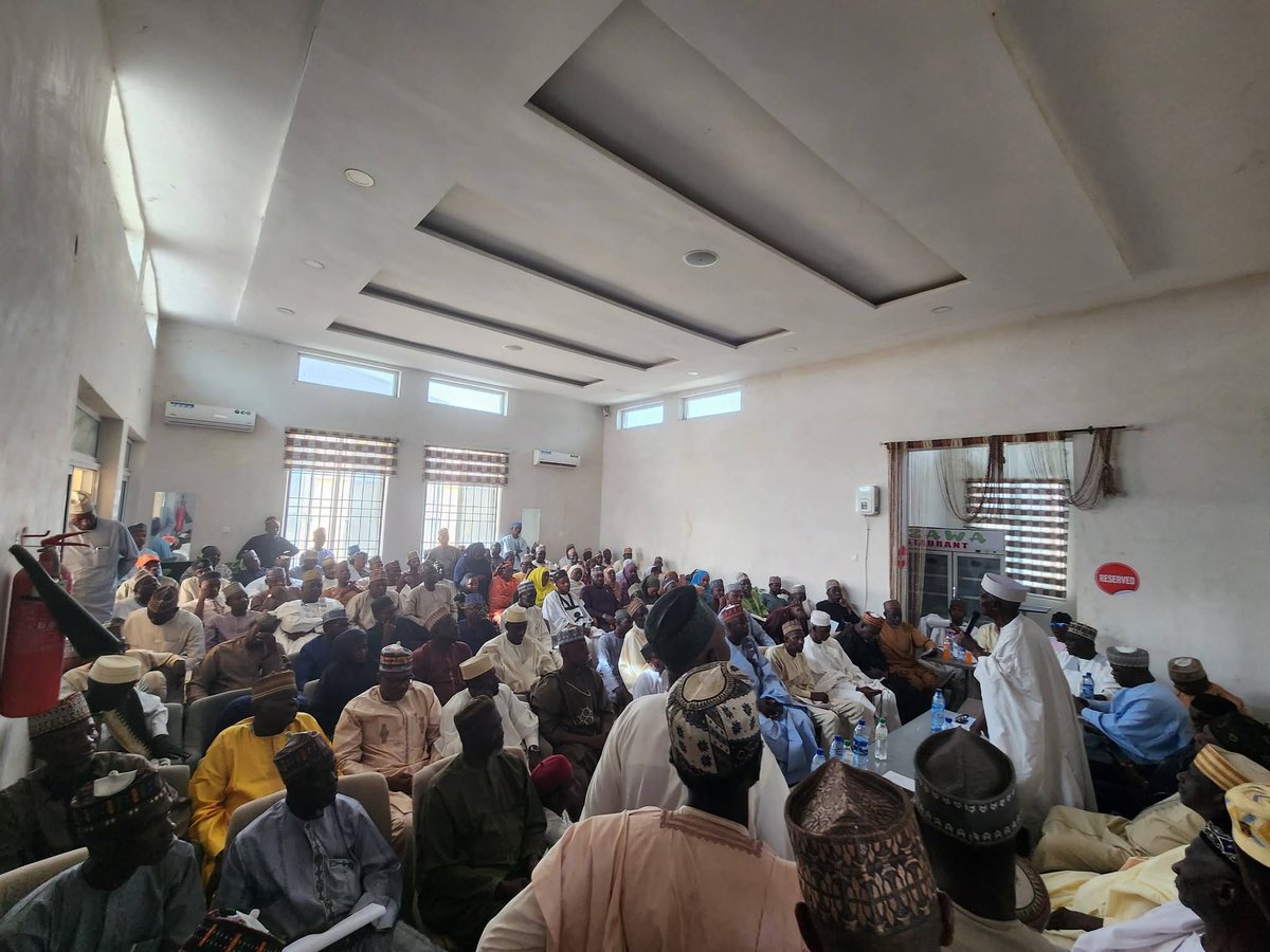 MusaUngogo_'s tweet photo. KANO CENTRAL ZONAL MEETING

On 22nd January, 2026, I led a consultative meeting with key stakeholders of the ADC from the local government areas of Kano Central, aimed at strengthening unity, engagement, and the party’s grassroots structure. https://t.co/YqE16GnVBN