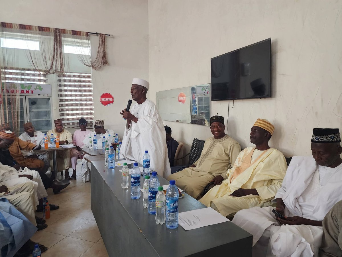 MusaUngogo_'s tweet photo. KANO CENTRAL ZONAL MEETING

On 22nd January, 2026, I led a consultative meeting with key stakeholders of the ADC from the local government areas of Kano Central, aimed at strengthening unity, engagement, and the party’s grassroots structure. https://t.co/YqE16GnVBN
